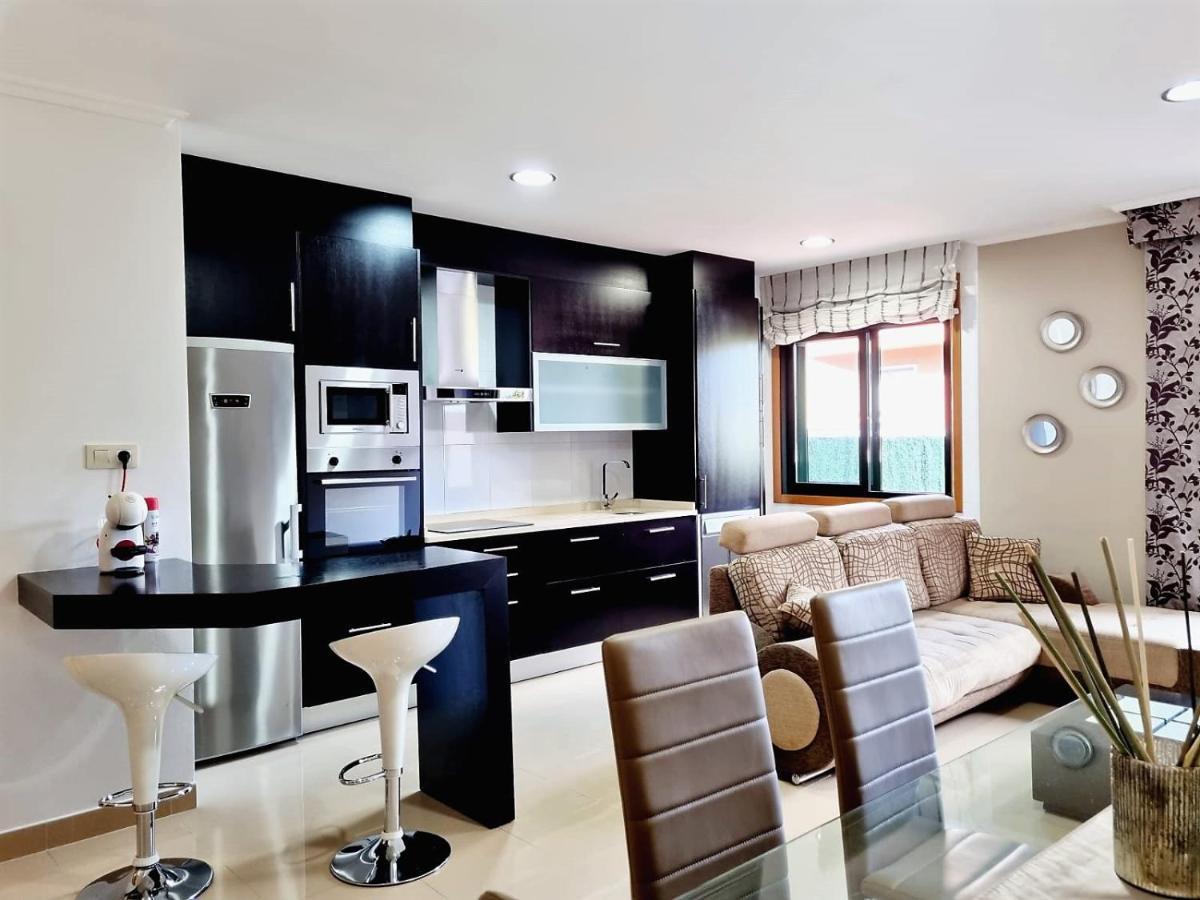 Apartamento Con Terraza Y Piscina รีเบย์รา ภายนอก รูปภาพ